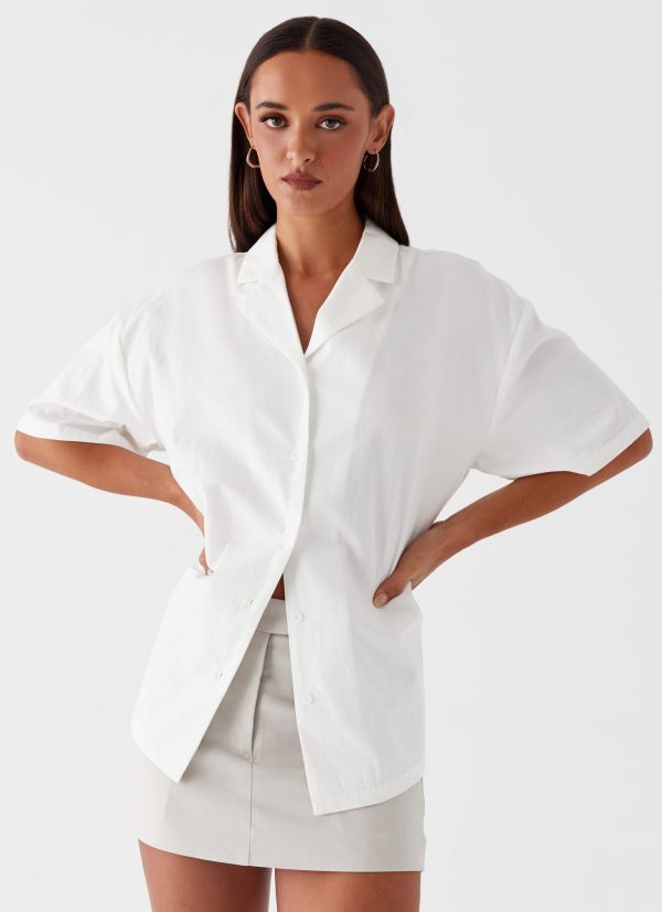 Hadley Open Back Short Sleeve Shirt - White For Discount